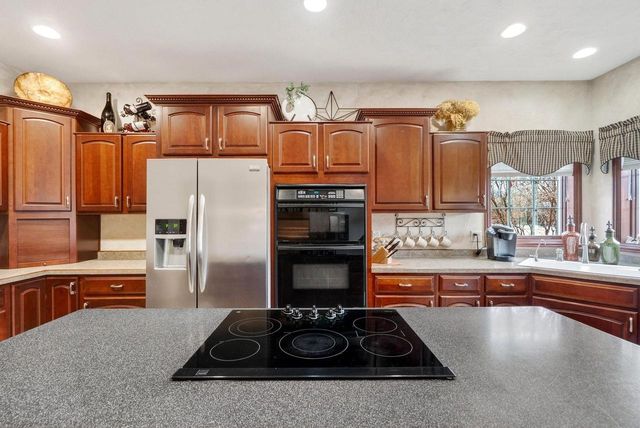 3025 WHITE BIRCH STREET, Kaukauna, WI 54130