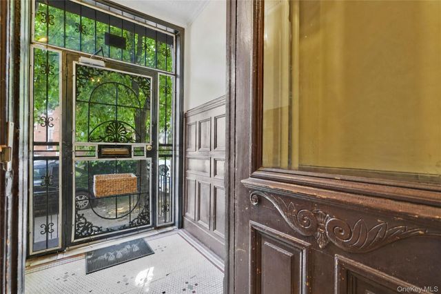 192 Hale Avenue, Brooklyn, NY 11208