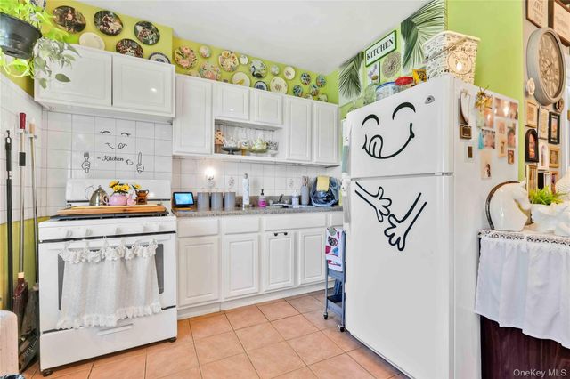 192 Hale Avenue, Brooklyn, NY 11208