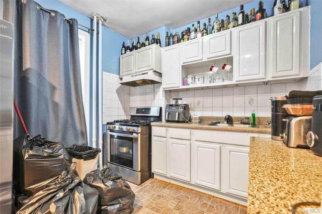 192 Hale Avenue, Brooklyn, NY 11208