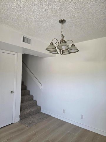 22 Springdale Circle, Palm Springs, FL 33461