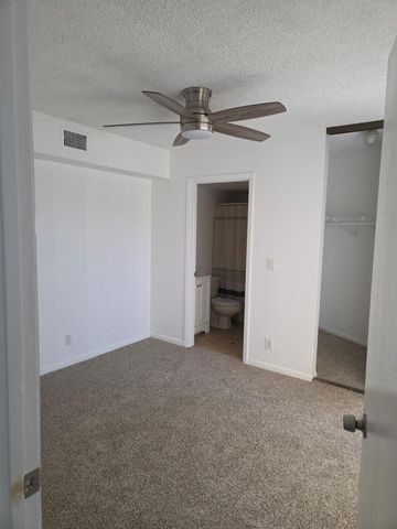 22 Springdale Circle, Palm Springs, FL 33461