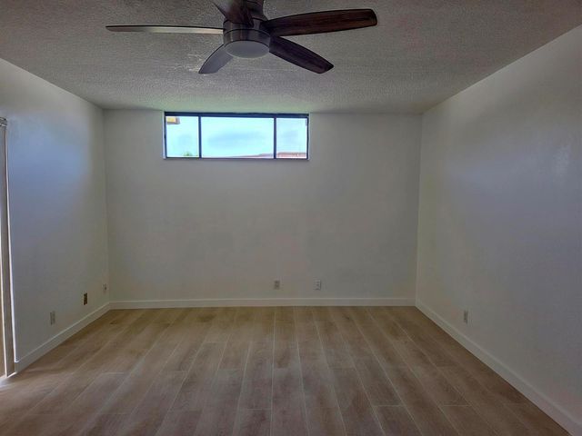 22 Springdale Circle, Palm Springs, FL 33461