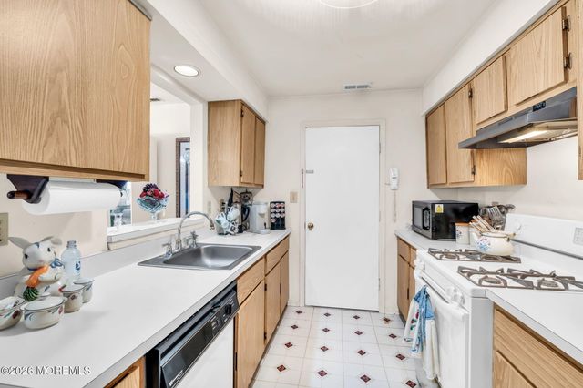 11 Racquet Rd. Road, Wall, NJ 07719