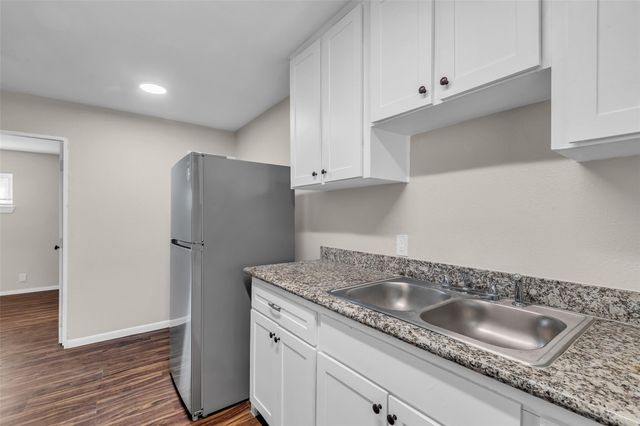 4706 Yellowstone Boulevard 8, Houston, TX 77021