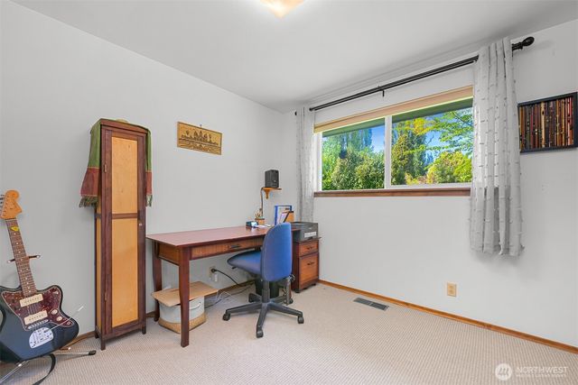 18114 Moores Garden Road, Mount Vernon, WA 98273