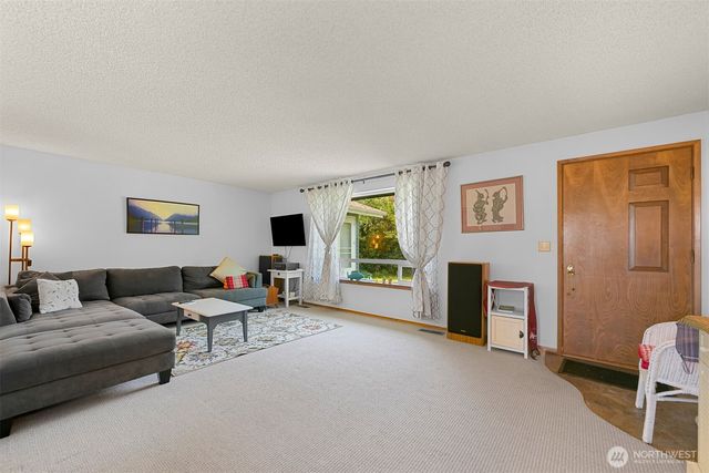 18114 Moores Garden Road, Mount Vernon, WA 98273