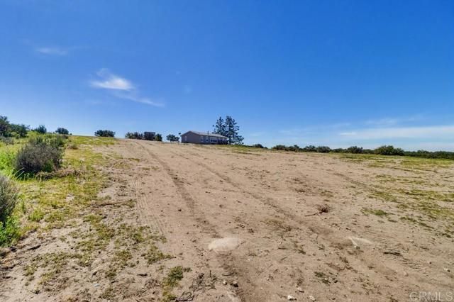 37657 Highway 94, Boulevard, CA 91905