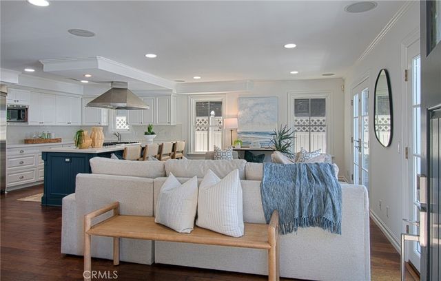 512 35th, Newport Beach, CA 92663