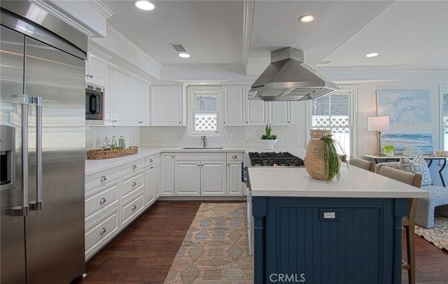 512 35th, Newport Beach, CA 92663