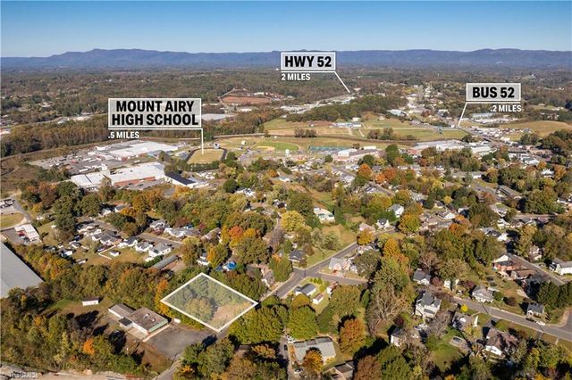 835 Willow Street, Mount Airy, NC 27030