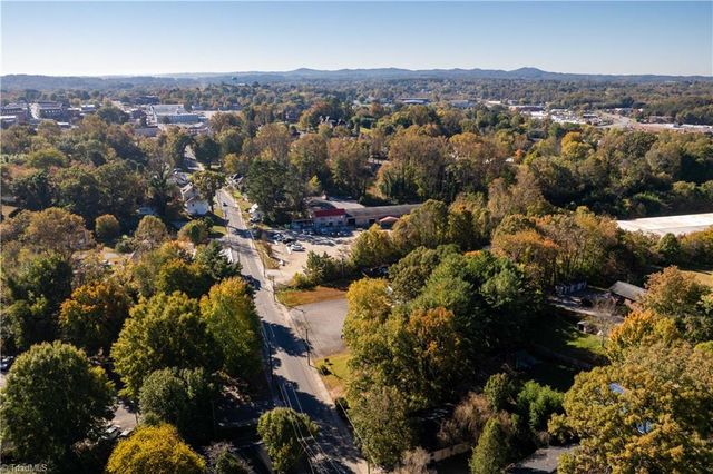 835 Willow Street, Mount Airy, NC 27030