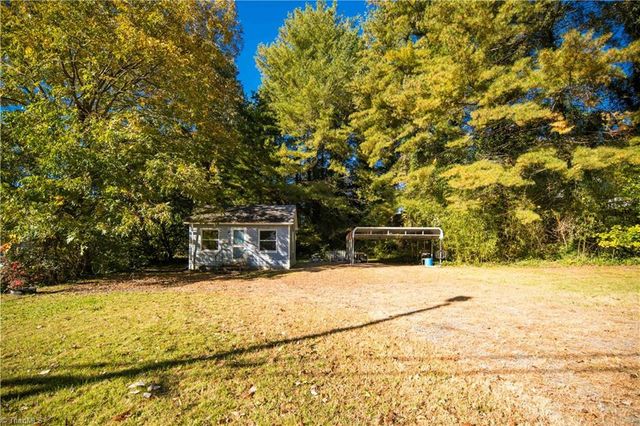 835 Willow Street, Mount Airy, NC 27030