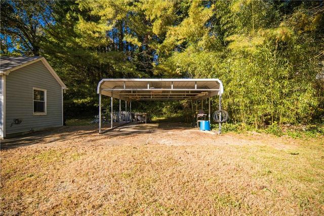 835 Willow Street, Mount Airy, NC 27030