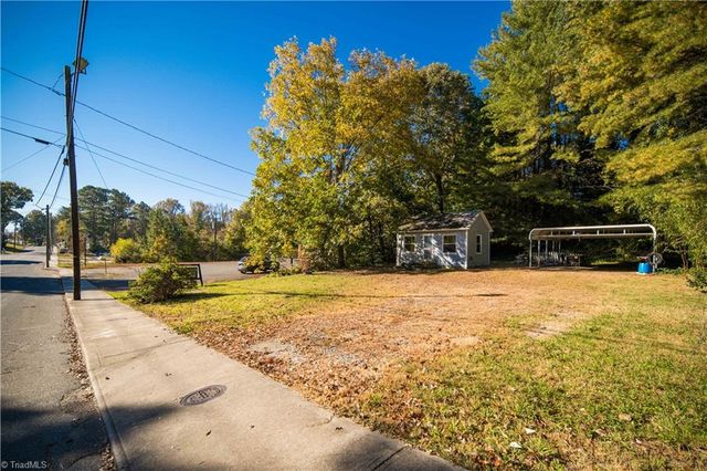 835 Willow Street, Mount Airy, NC 27030