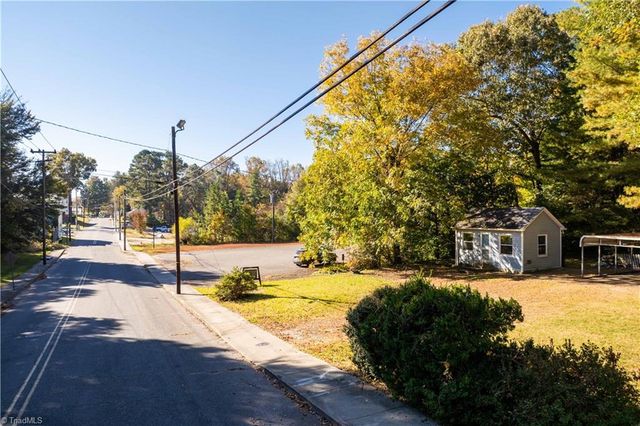 835 Willow Street, Mount Airy, NC 27030