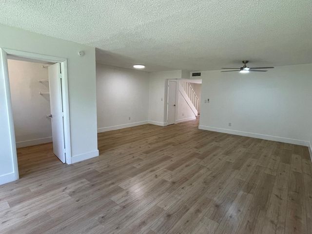 4140 Inverrary Drive 15e, Lauderhill, FL 33319