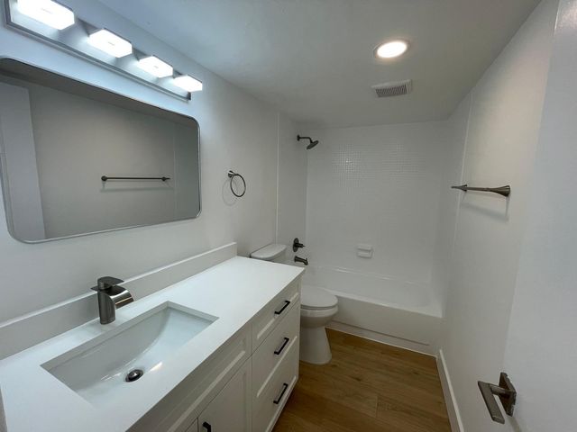 4140 Inverrary Drive 15e, Lauderhill, FL 33319