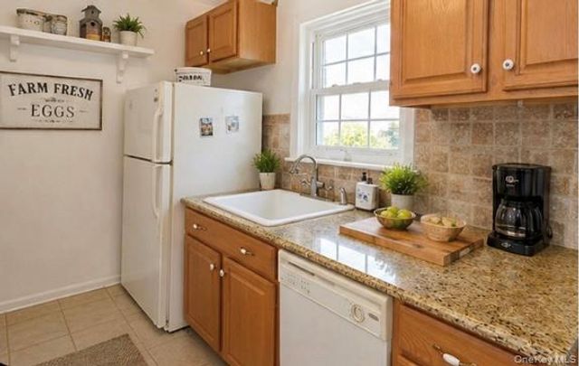 15 Alpine Drive F, Wappingers Falls, NY 12590
