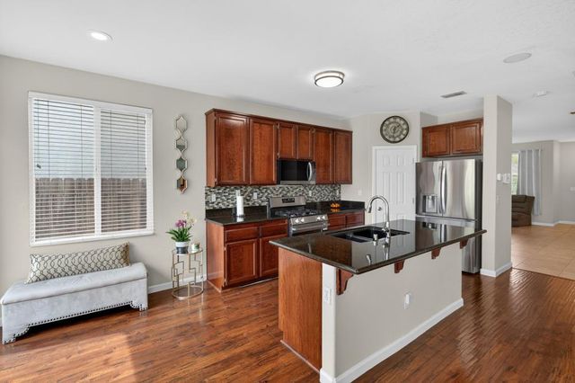 10052 Wexted Way, Elk Grove, CA 95757