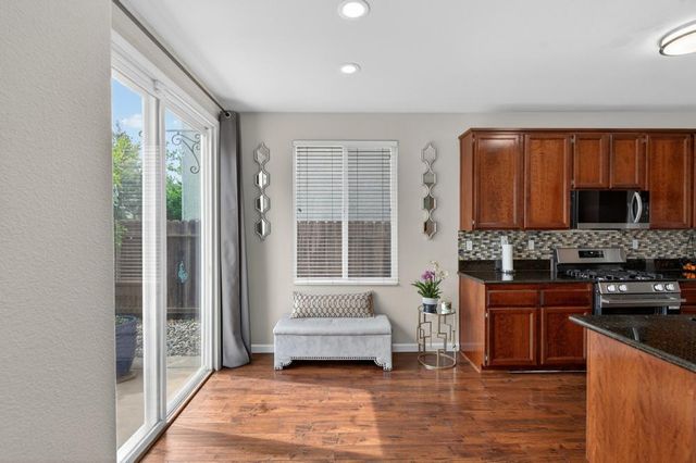 10052 Wexted Way, Elk Grove, CA 95757