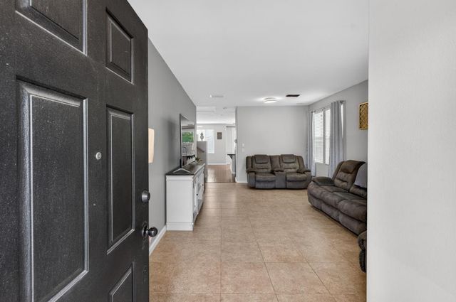 10052 Wexted Way, Elk Grove, CA 95757