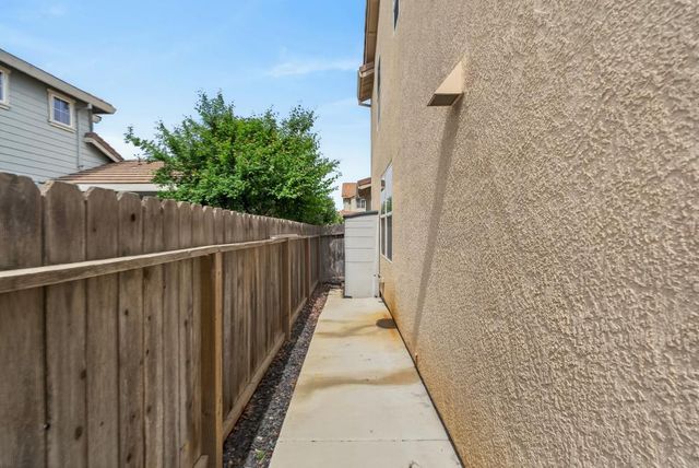 10052 Wexted Way, Elk Grove, CA 95757