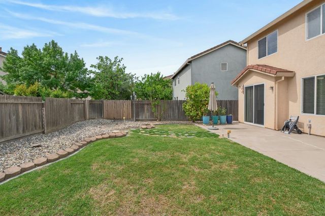 10052 Wexted Way, Elk Grove, CA 95757