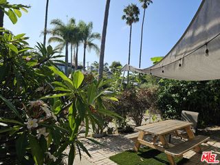 837 Milwood Avenue, Venice, CA 90291