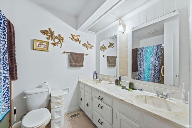 702 W Macalan Drive, Marion, IN 46952