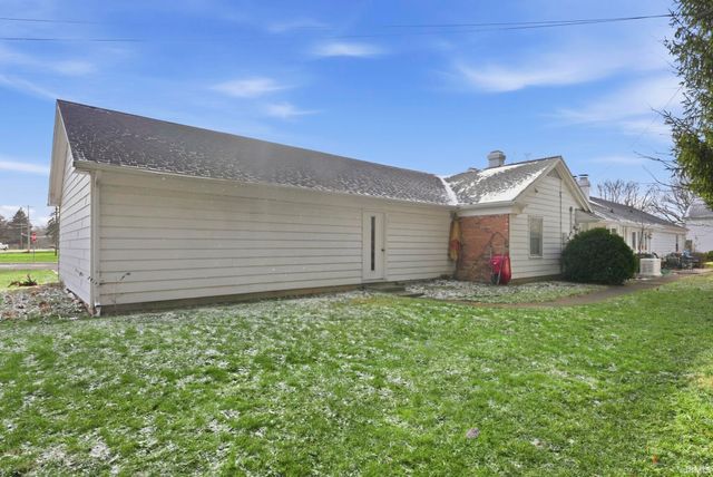 702 W Macalan Drive, Marion, IN 46952