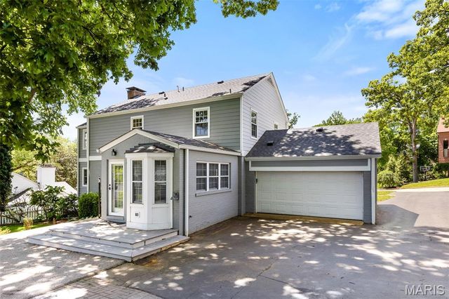 1604 Dearborn Drive, Warson Woods, MO 63122