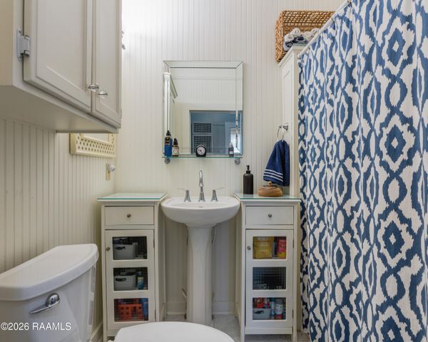 530 S 4th Street, Eunice, LA 70535