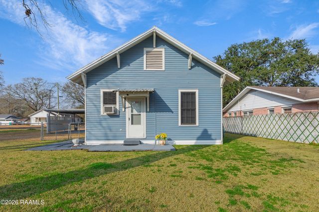 530 S 4th Street, Eunice, LA 70535