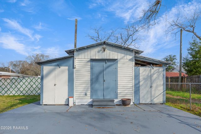 530 S 4th Street, Eunice, LA 70535