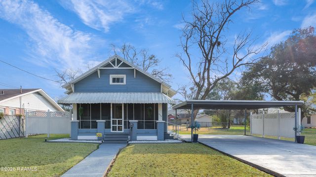 530 S 4th Street, Eunice, LA 70535