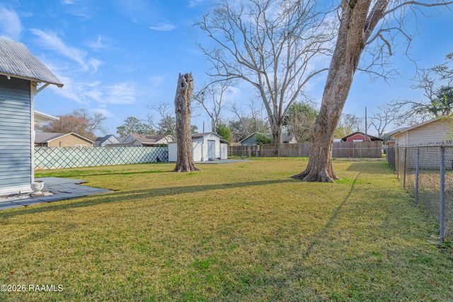 530 S 4th Street, Eunice, LA 70535