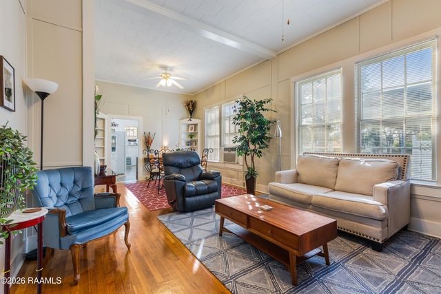 530 S 4th Street, Eunice, LA 70535