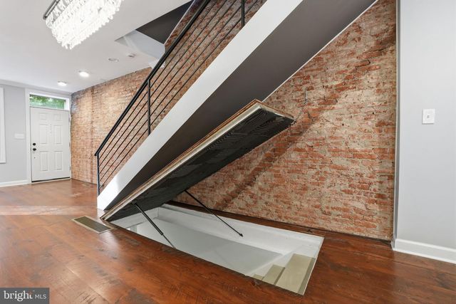 2407 GRAYS FERRY AVE, Philadelphia, PA 19146