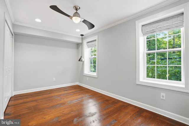 2407 GRAYS FERRY AVE, Philadelphia, PA 19146