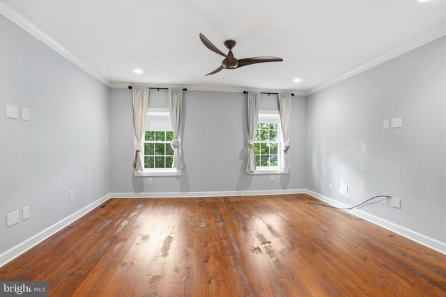 2407 GRAYS FERRY AVE, Philadelphia, PA 19146