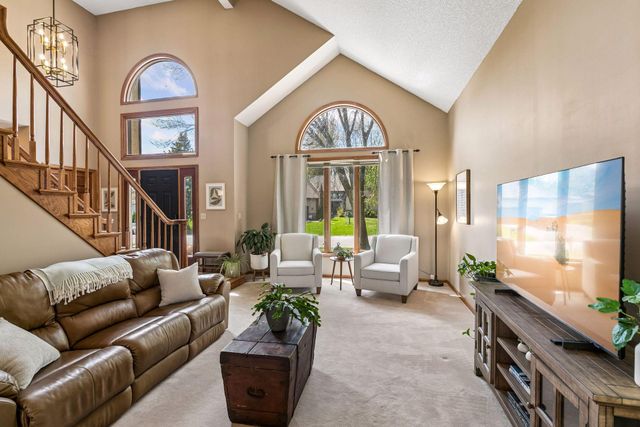 6932 Ximines Lane N, Maple Grove, MN 55369