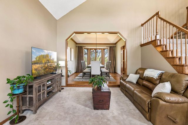 6932 Ximines Lane N, Maple Grove, MN 55369