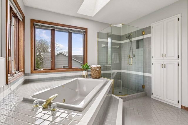 6932 Ximines Lane N, Maple Grove, MN 55369