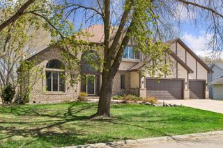 6932 Ximines Lane N, Maple Grove, MN 55369