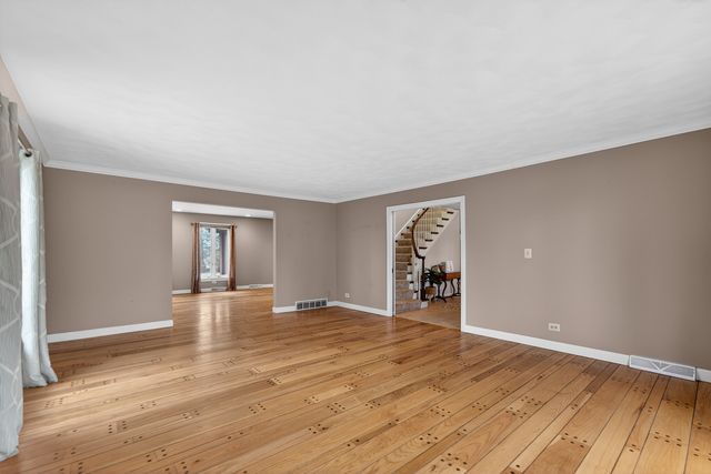 11N080 Juliet Drive, Elgin, IL 60124