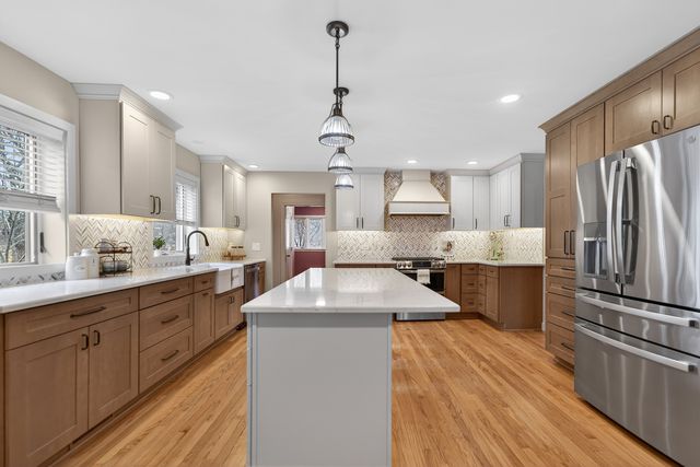 11N080 Juliet Drive, Elgin, IL 60124