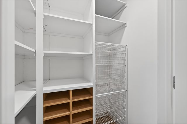 11N080 Juliet Drive, Elgin, IL 60124