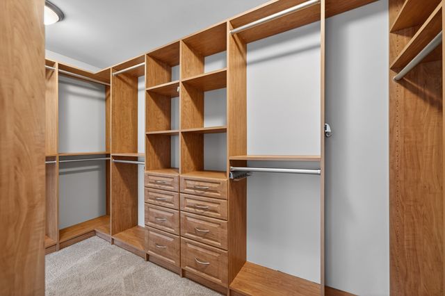 11N080 Juliet Drive, Elgin, IL 60124