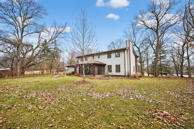 11N080 Juliet Drive, Elgin, IL 60124